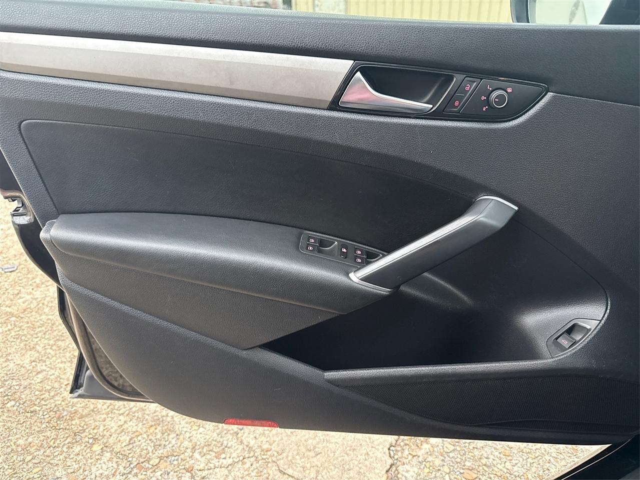 Volkswagen Passat SE 2021