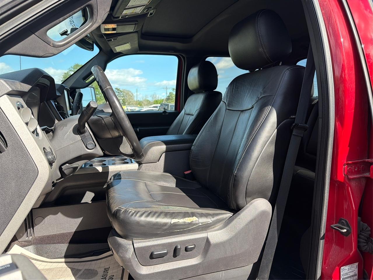 Ford F-250 SD Lariat Crew Cab 4WD 2015