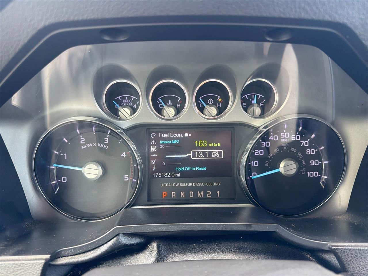 Ford F-250 SD Lariat Crew Cab 4WD 2015