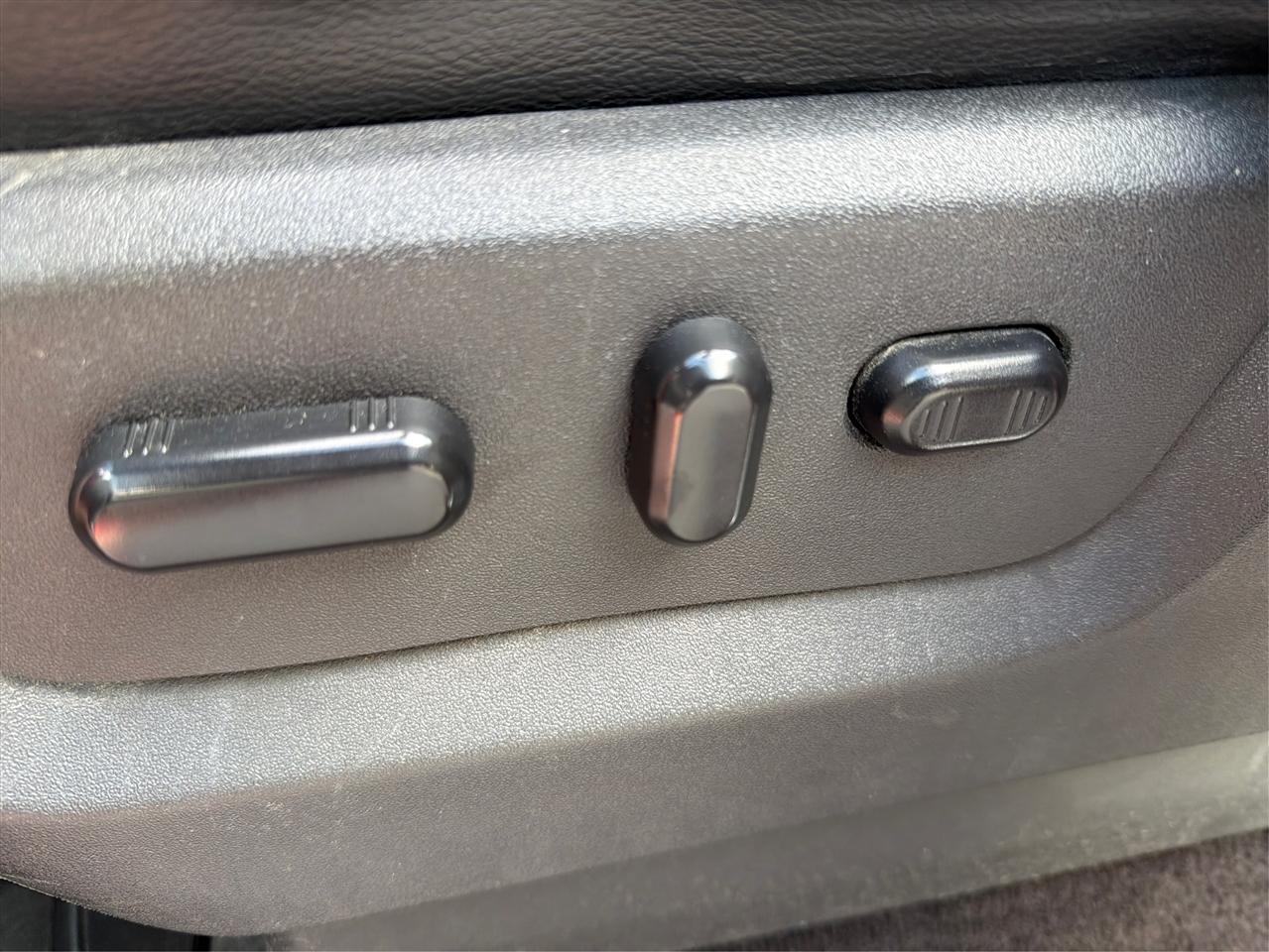 Ford F-250 SD Lariat Crew Cab 4WD 2015