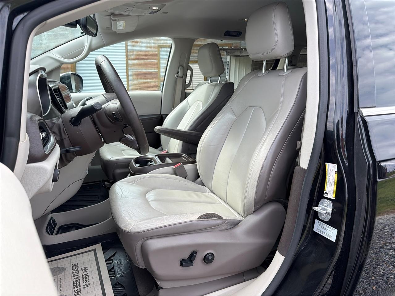 Chrysler Pacifica Touring-L 2017