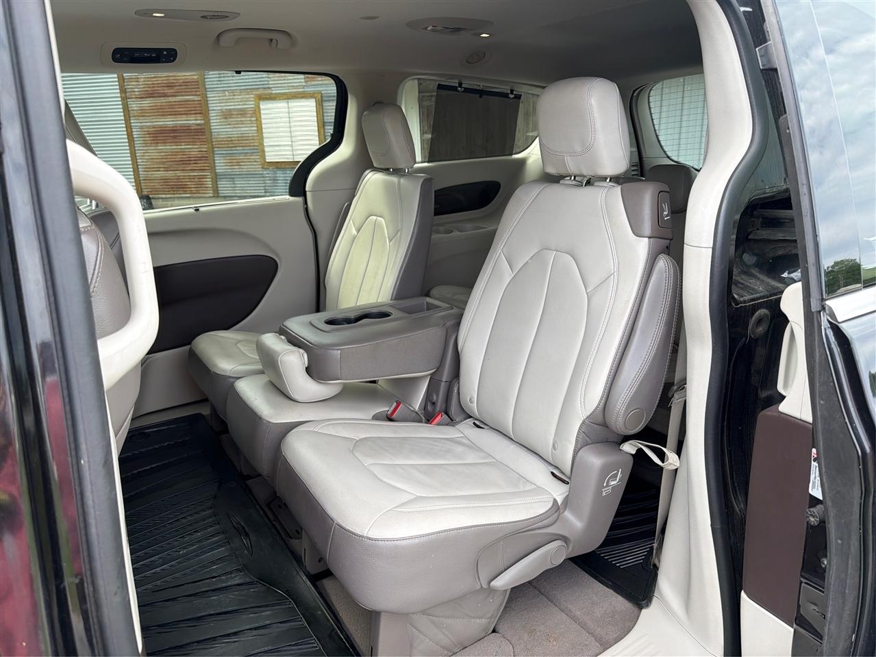 Chrysler Pacifica Touring-L 2017