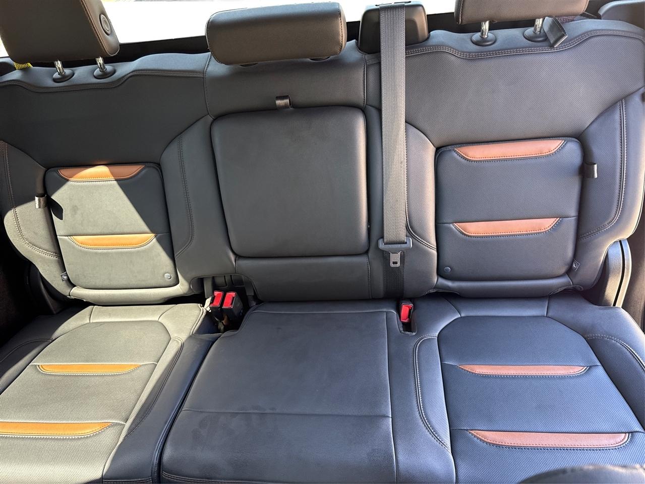 GMC Sierra 2500HD AT4 Crew Cab 4WD 2021