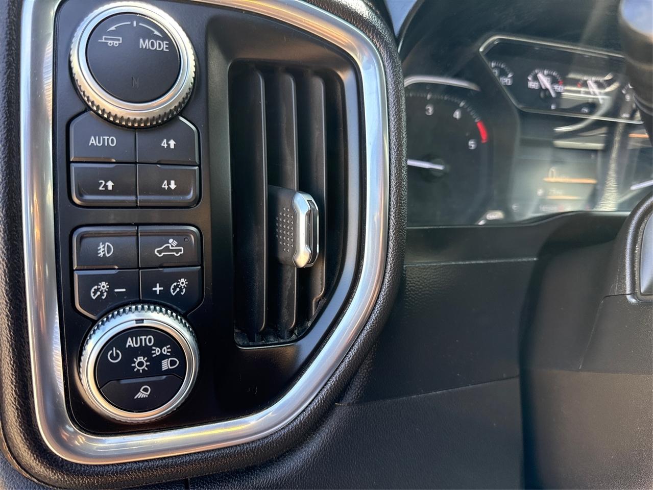 GMC Sierra 2500HD AT4 Crew Cab 4WD 2021