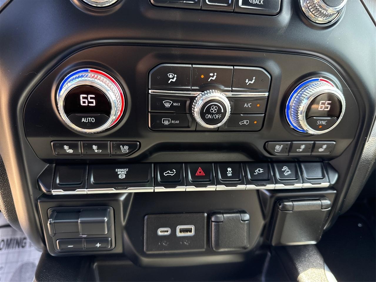 GMC Sierra 2500HD AT4 Crew Cab 4WD 2021