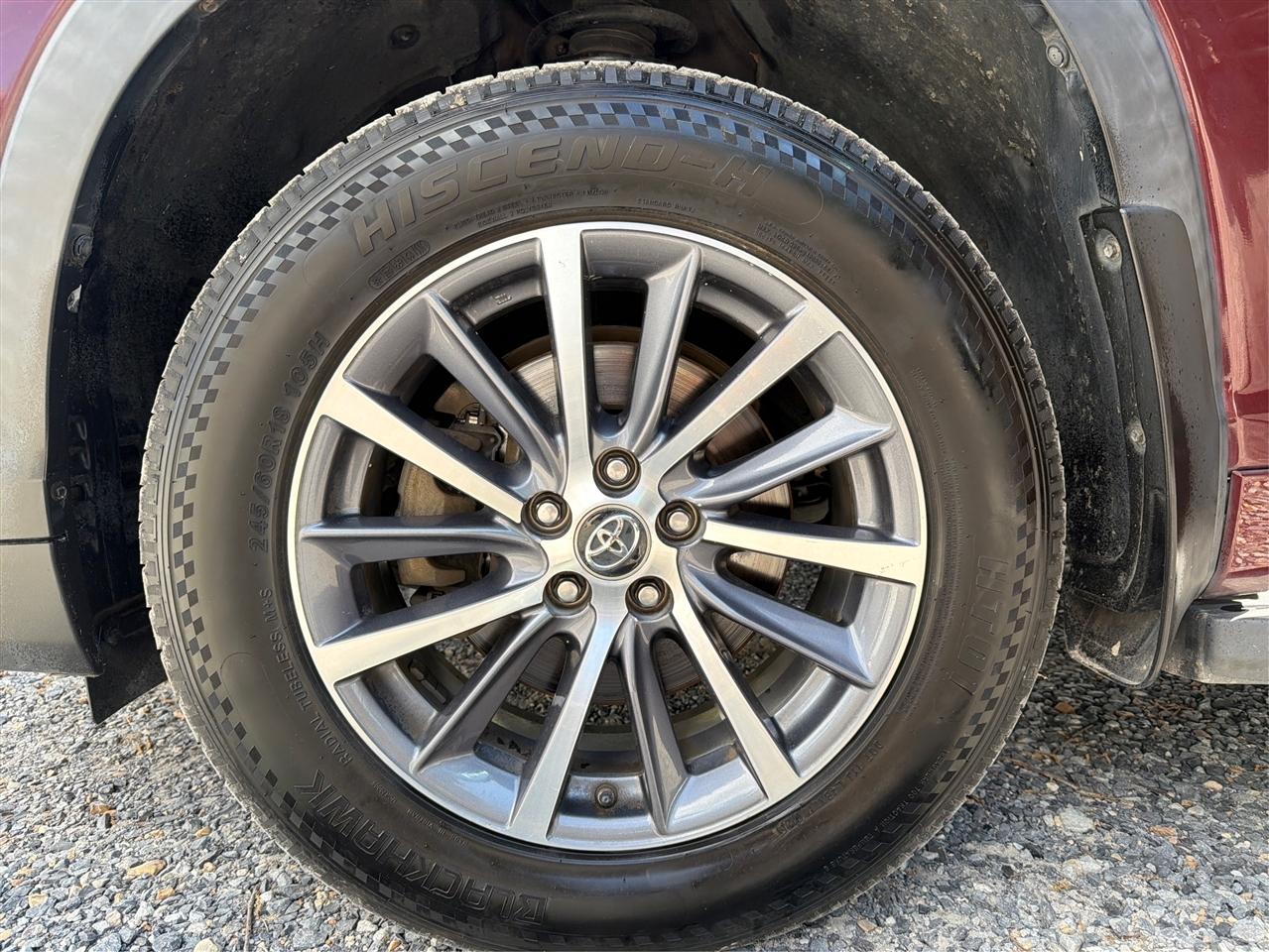 Toyota Highlander XLE FWD V6 2018