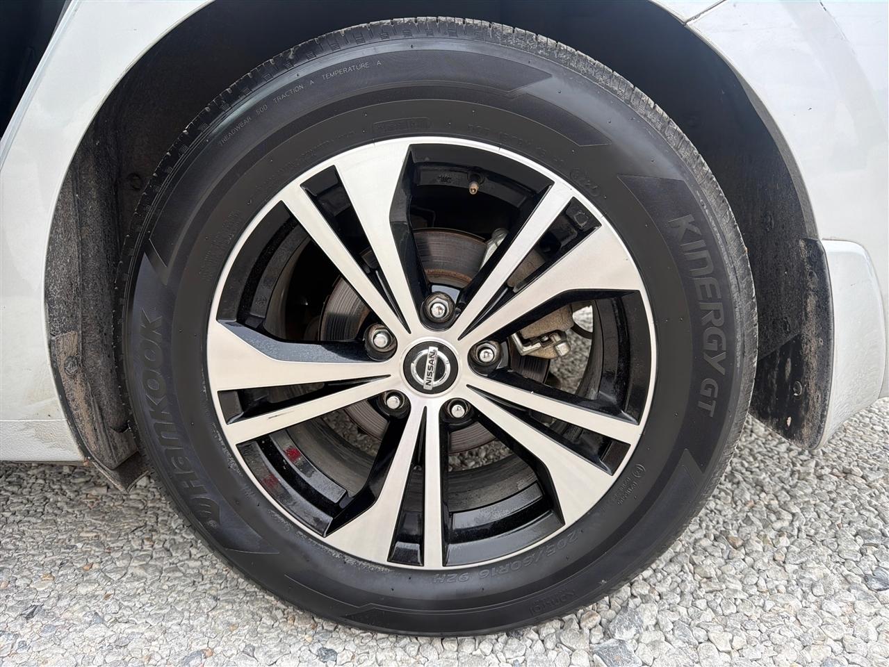 Nissan Sentra SV 2022