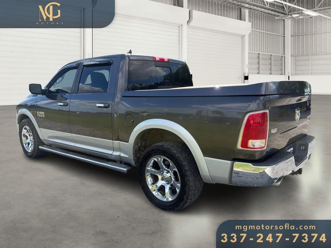 RAM 1500 Laramie Crew Cab SWB 4WD 2014