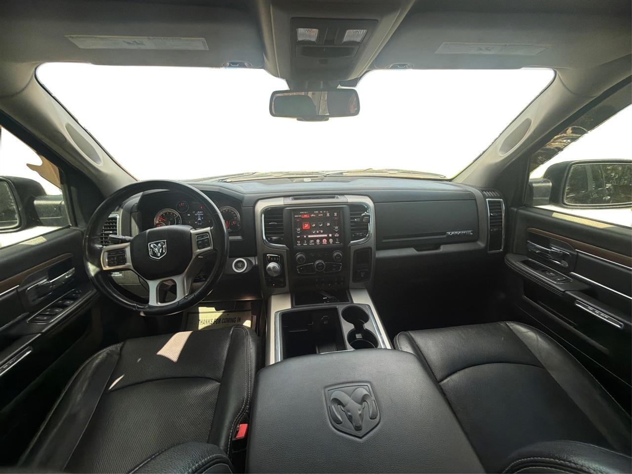 RAM 1500 Laramie Crew Cab SWB 4WD 2014