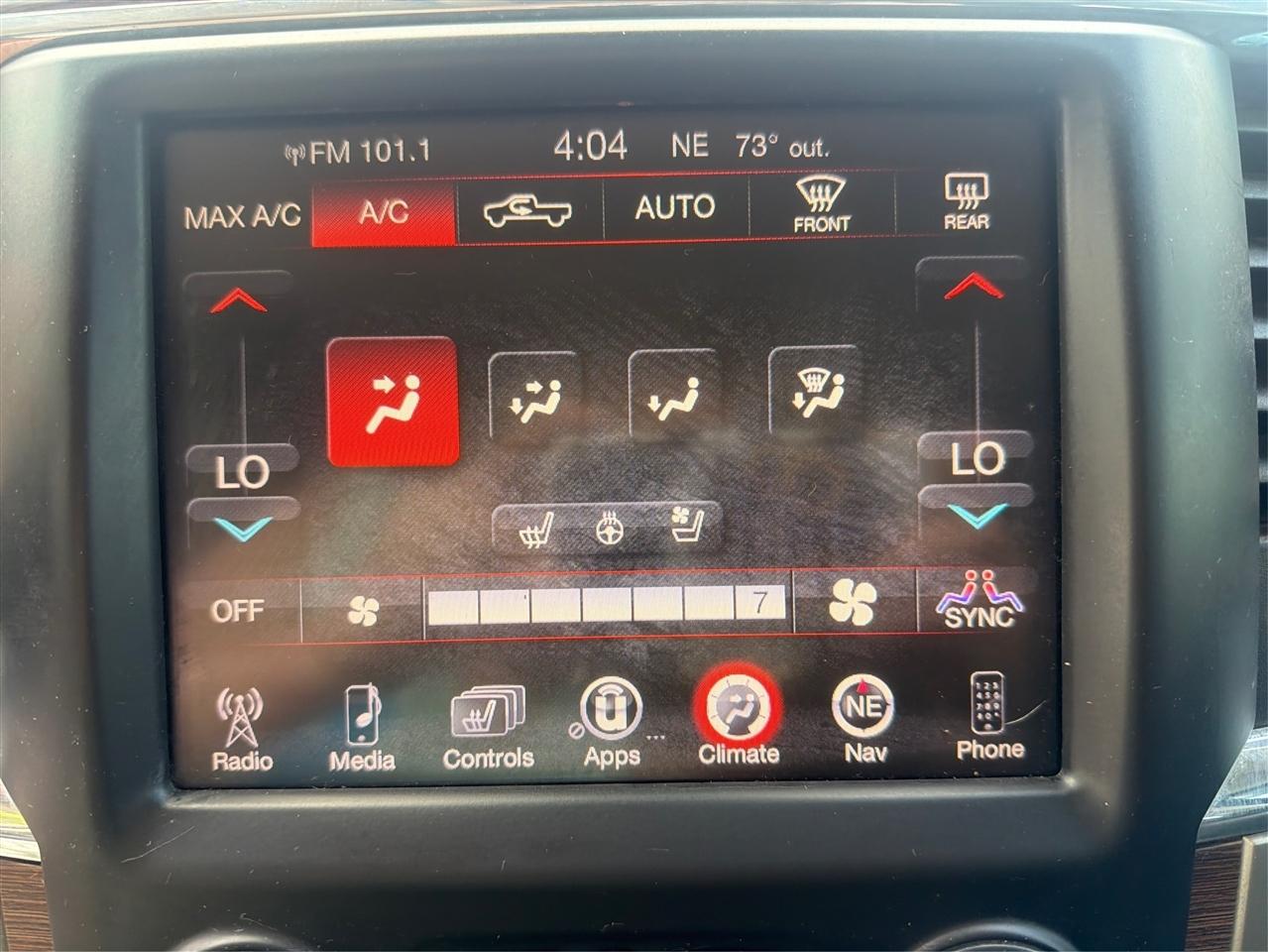 RAM 1500 Laramie Crew Cab SWB 4WD 2014