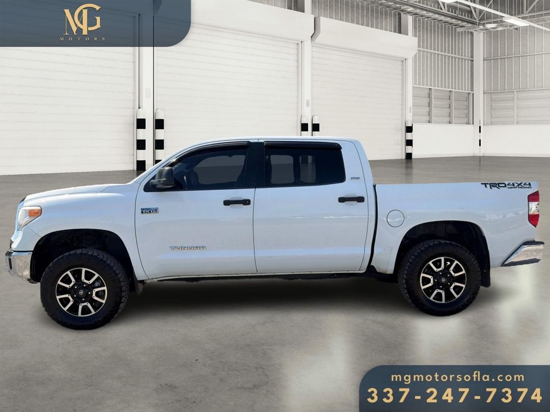 Toyota Tundra SR5 5.7L V8 FFV CrewMax 4WD 2016