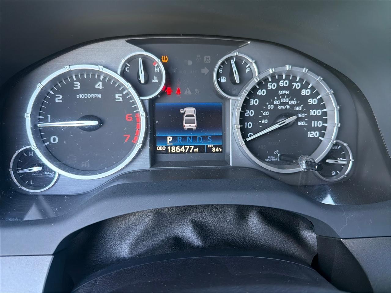 Toyota Tundra SR5 5.7L V8 FFV CrewMax 4WD 2016