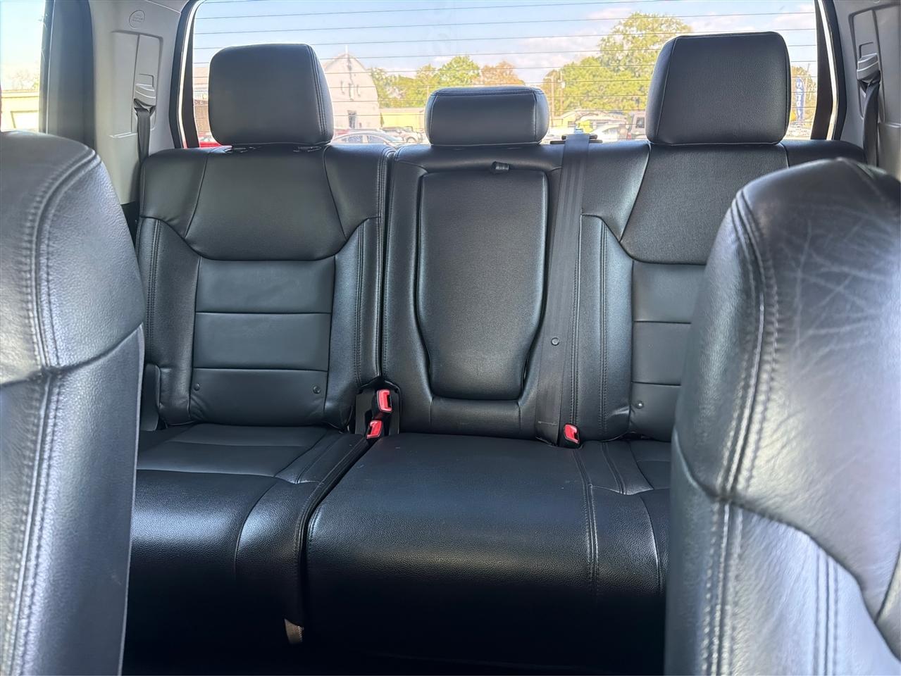 Toyota Tundra SR5 5.7L V8 FFV CrewMax 4WD 2016