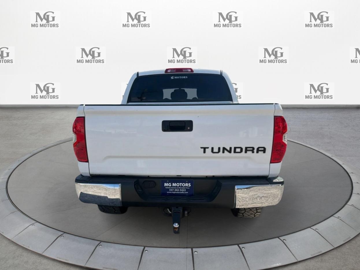 Toyota Tundra SR5 5.7L V8 FFV CrewMax 4WD 2016