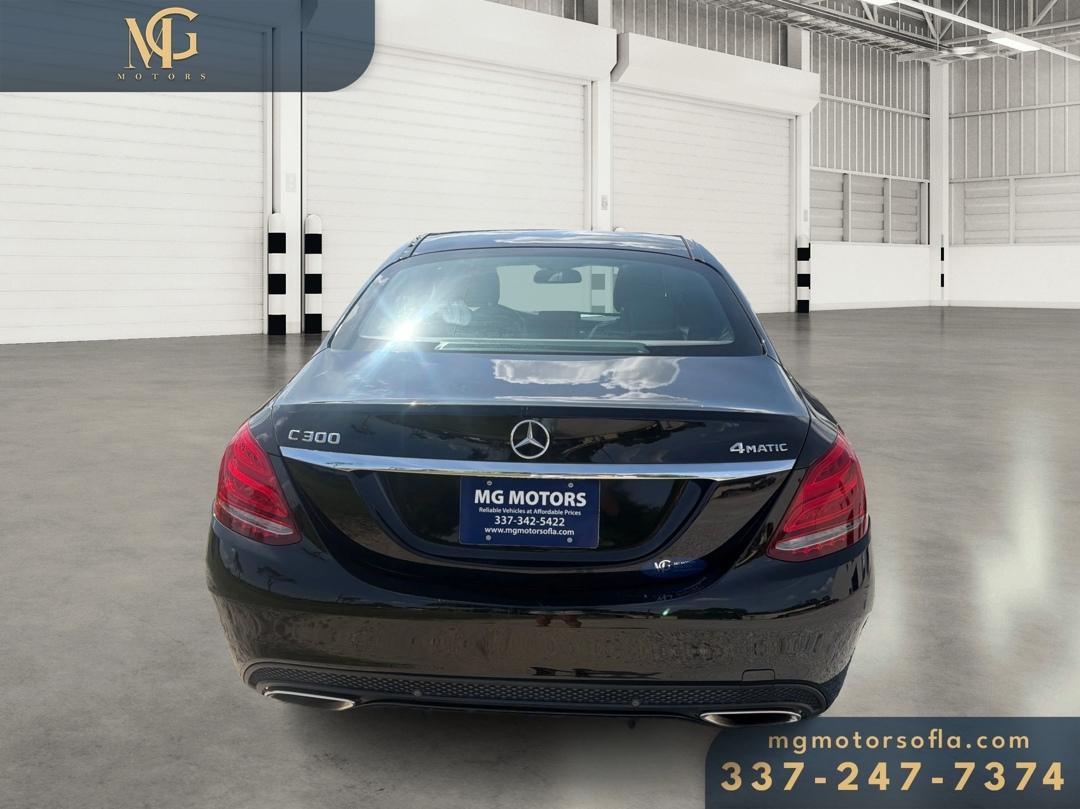 Mercedes-Benz C-Class C300 4MATIC Sedan 2015
