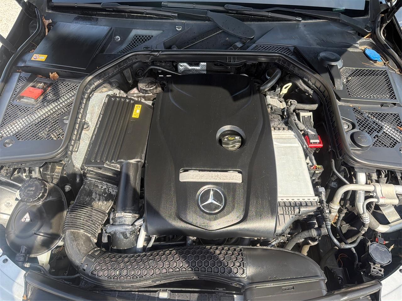 Mercedes-Benz C-Class C300 4MATIC Sedan 2015