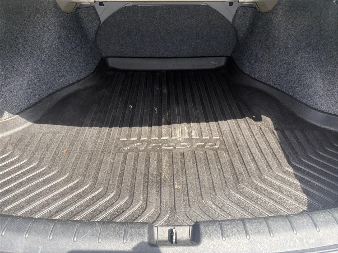 Honda Accord LX sedan 2014