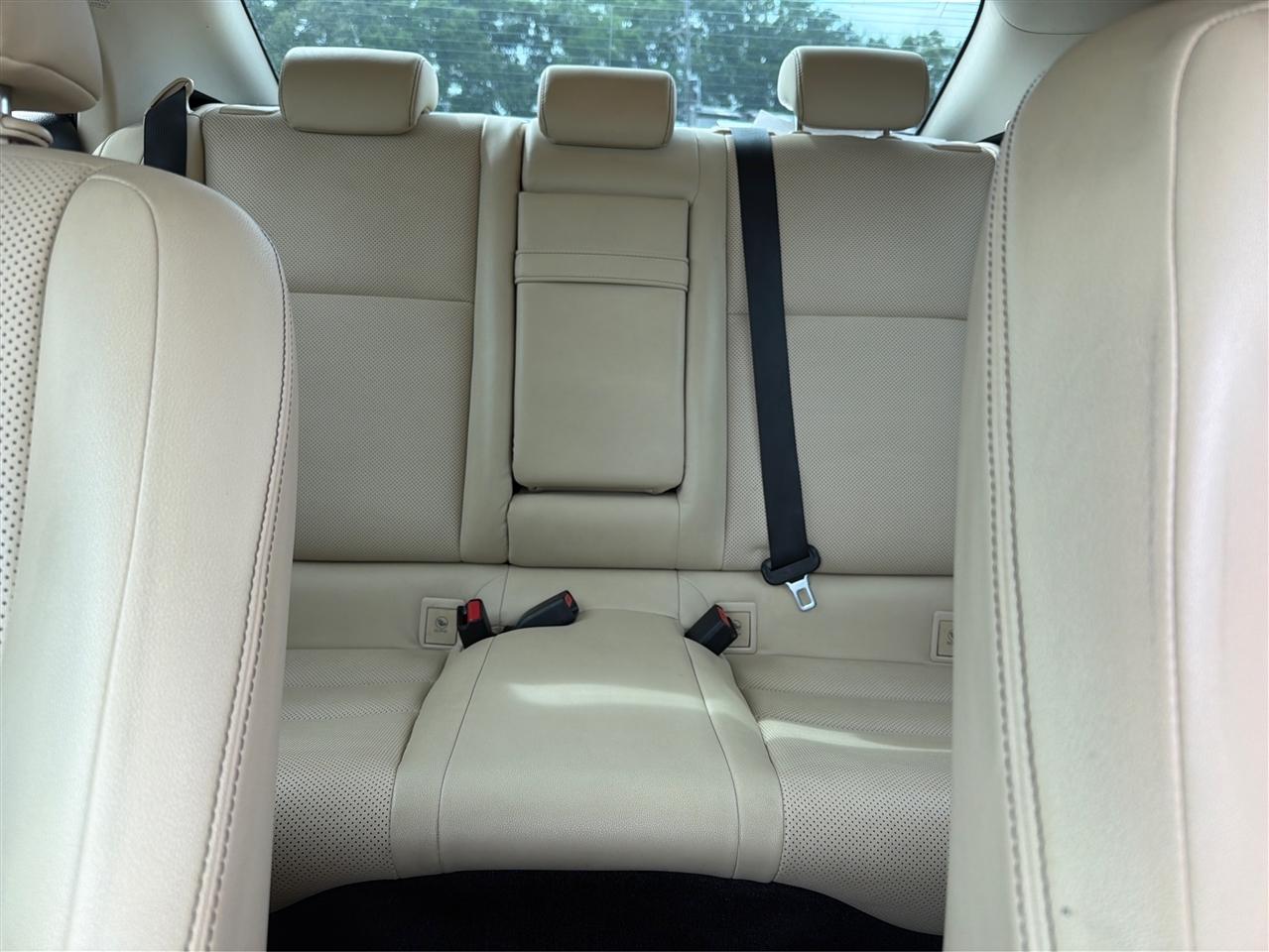 Lexus IS 250 RWD 2014