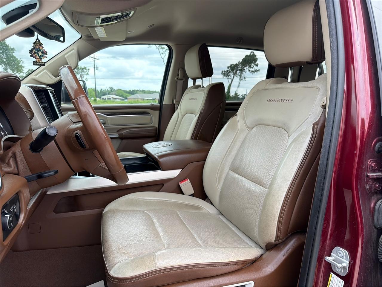 RAM 1500 Laramie Crew Cab SWB 2WD 2019