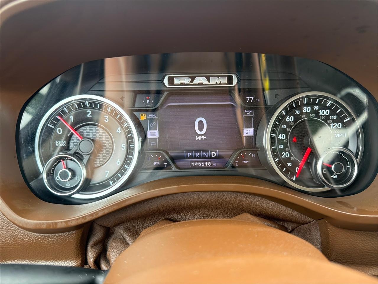RAM 1500 Laramie Crew Cab SWB 2WD 2019
