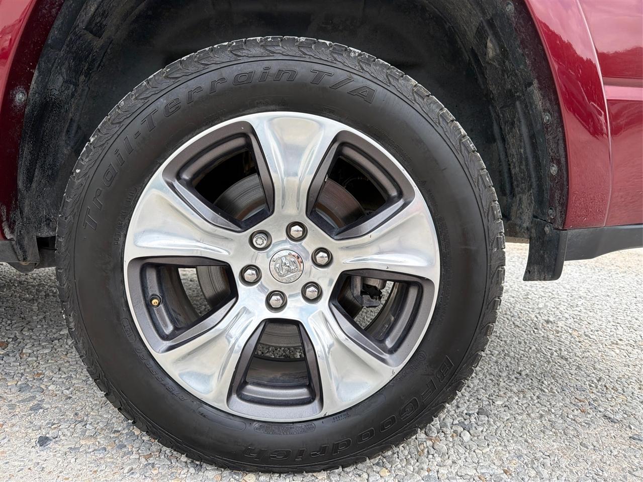 RAM 1500 Laramie Crew Cab SWB 2WD 2019