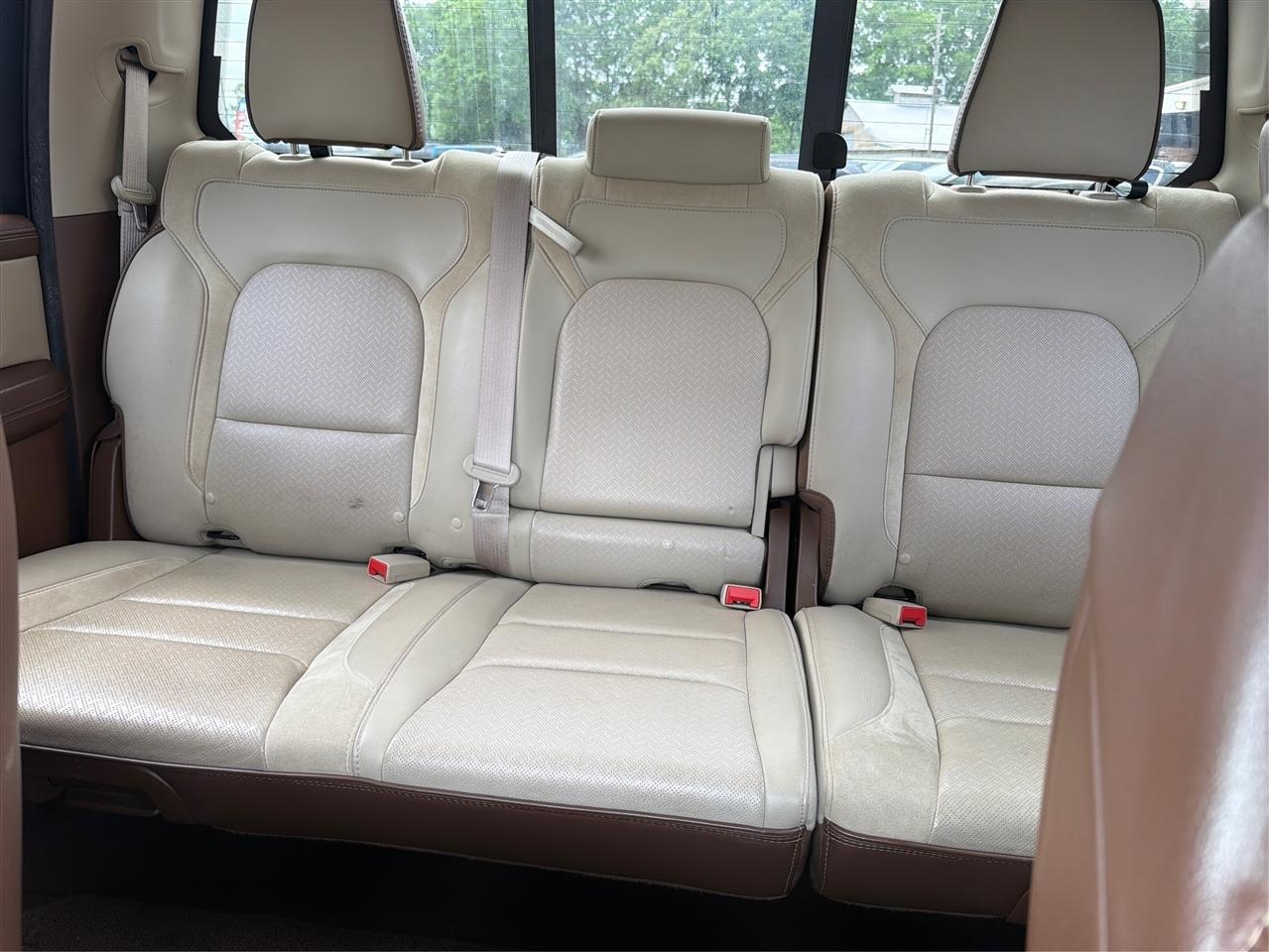 RAM 1500 Laramie Crew Cab SWB 2WD 2019