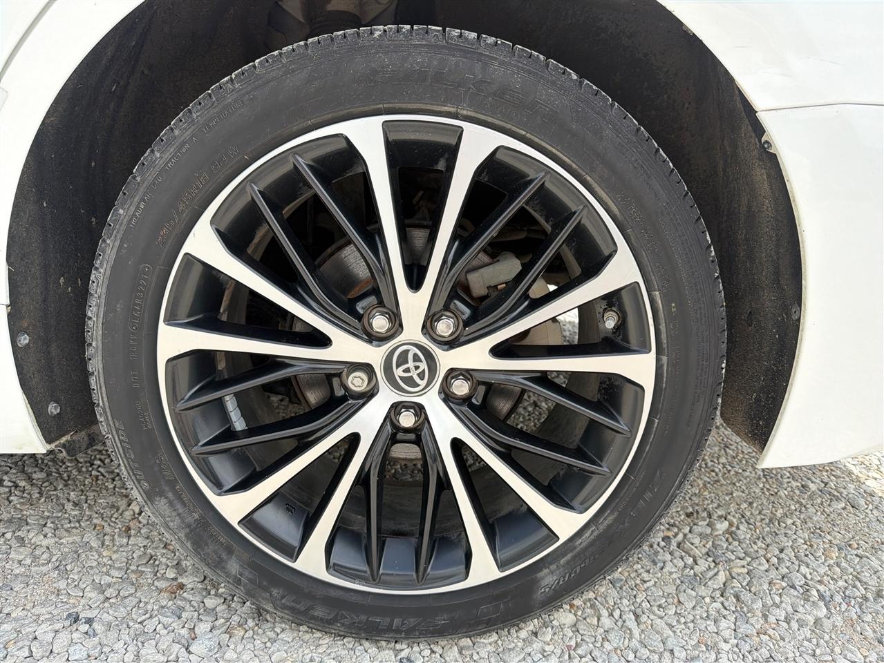 Toyota Camry LE 2018