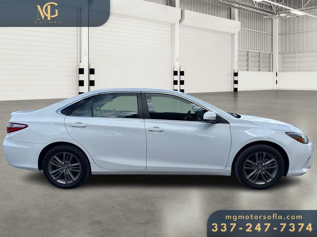 Toyota Camry SE 2017