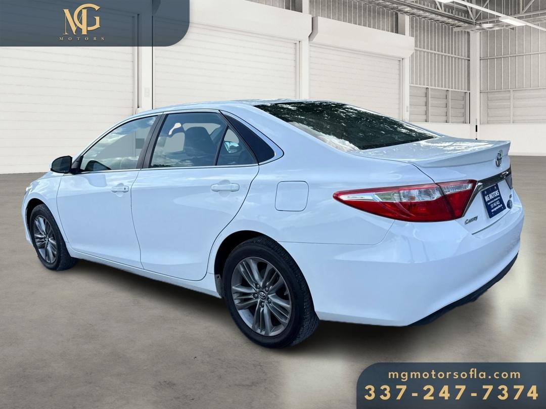 Toyota Camry SE 2017