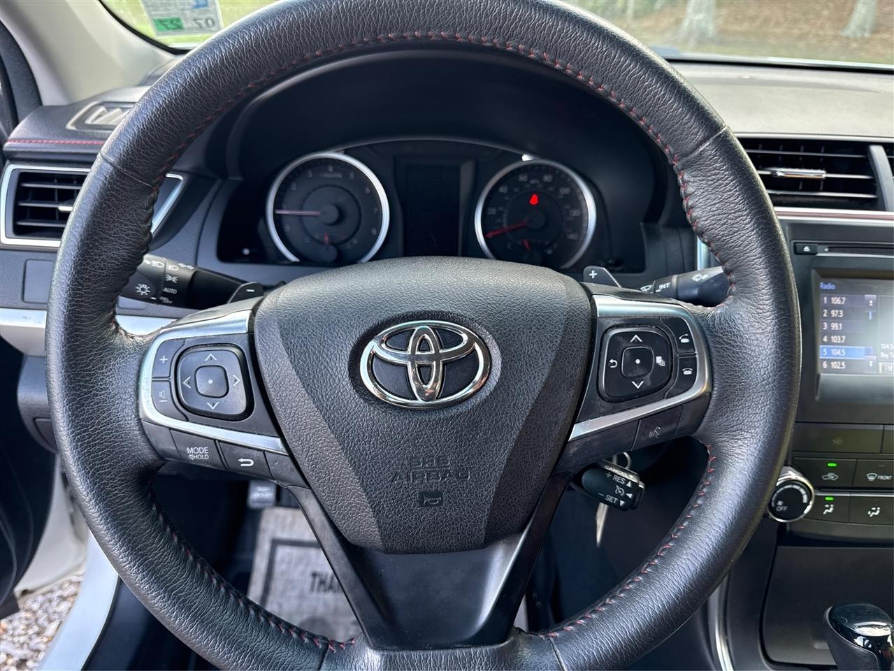 Toyota Camry SE 2017