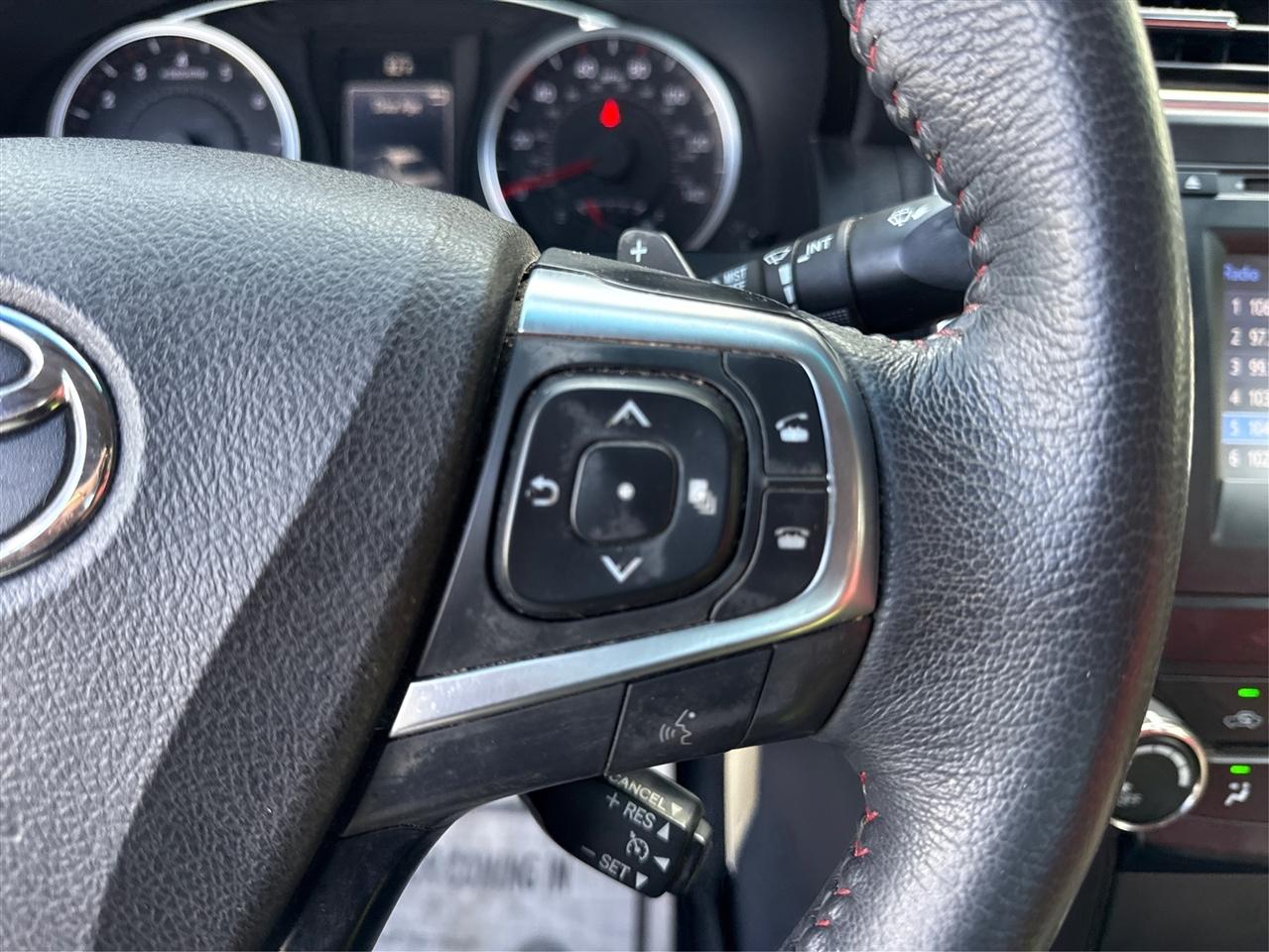 Toyota Camry SE 2017