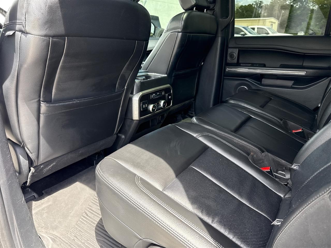 Ford Expedition XLT 2WD 2019