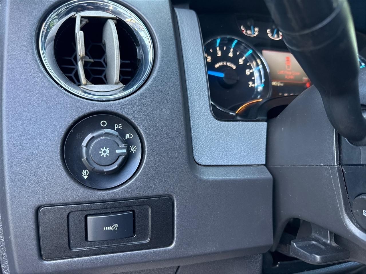 Ford F-150 XLT SuperCrew 5.5-ft. Bed 2WD 2013