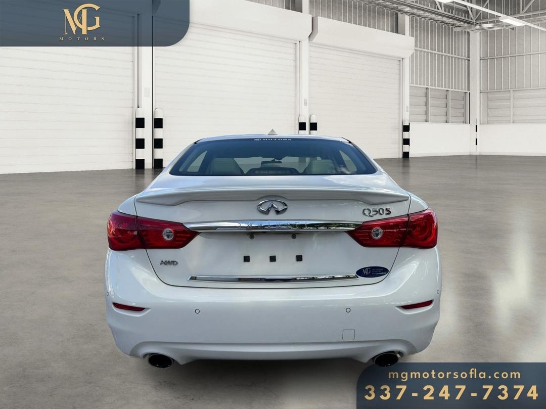 Infiniti Q50 Sport AWD 2015