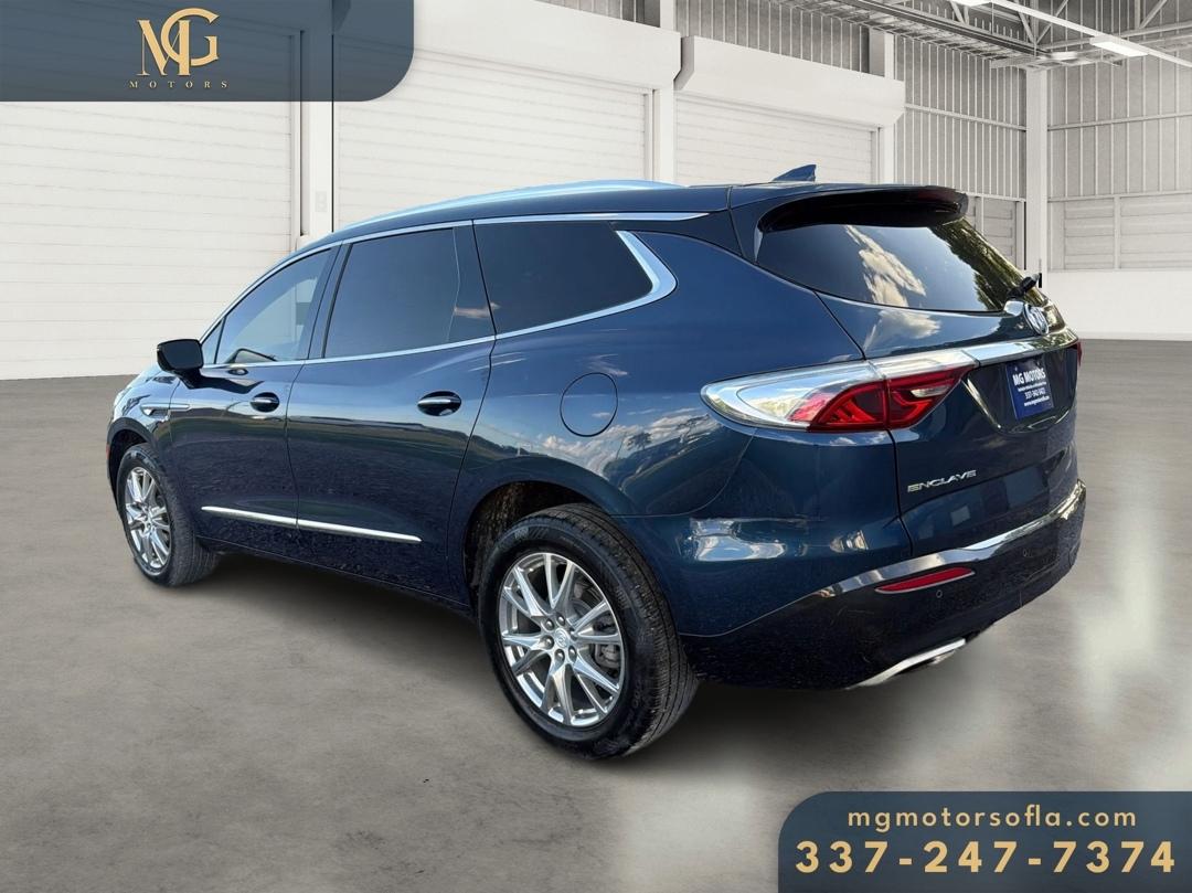 Buick Enclave Essence FWD 2022