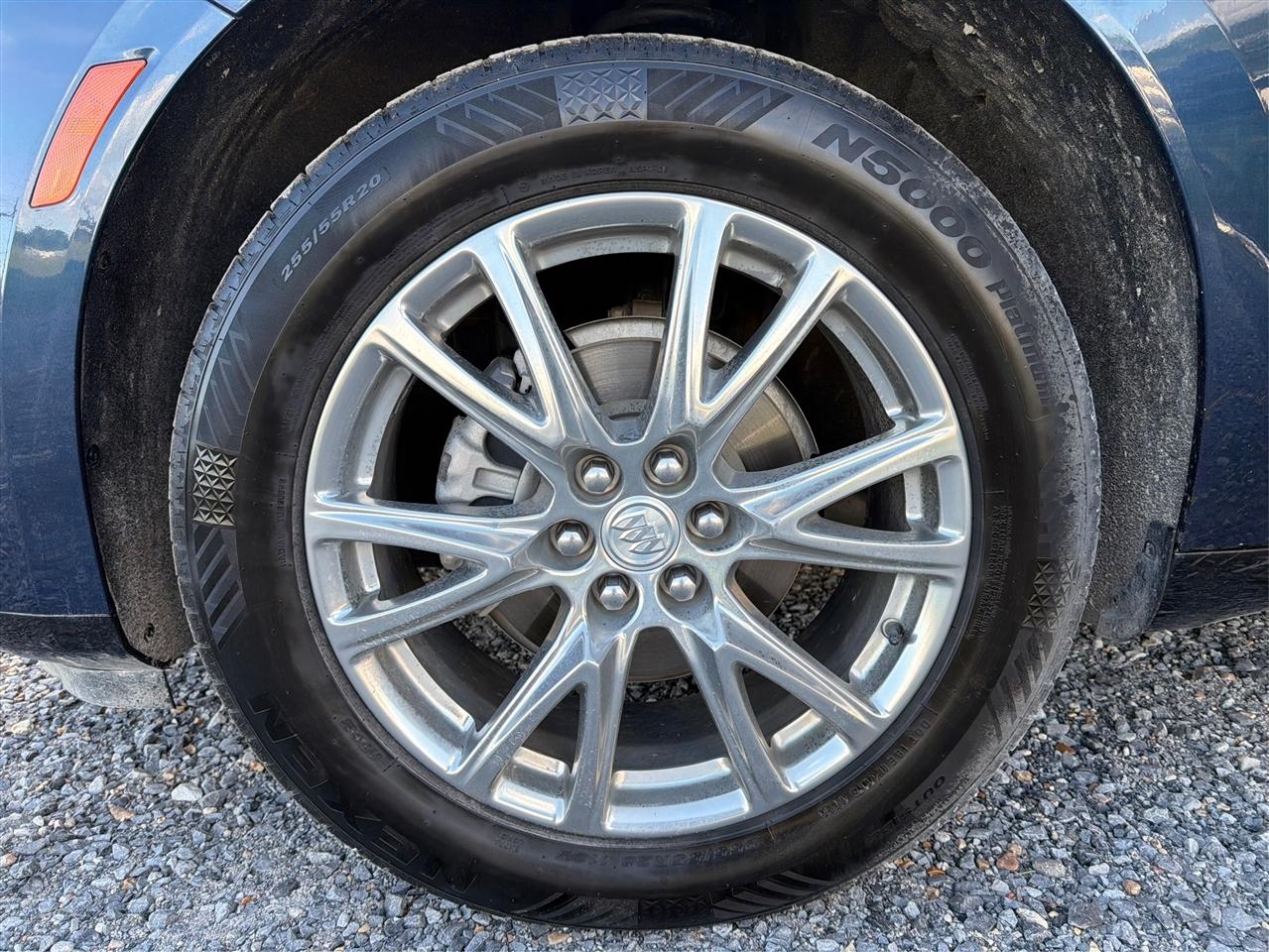 Buick Enclave Essence FWD 2022