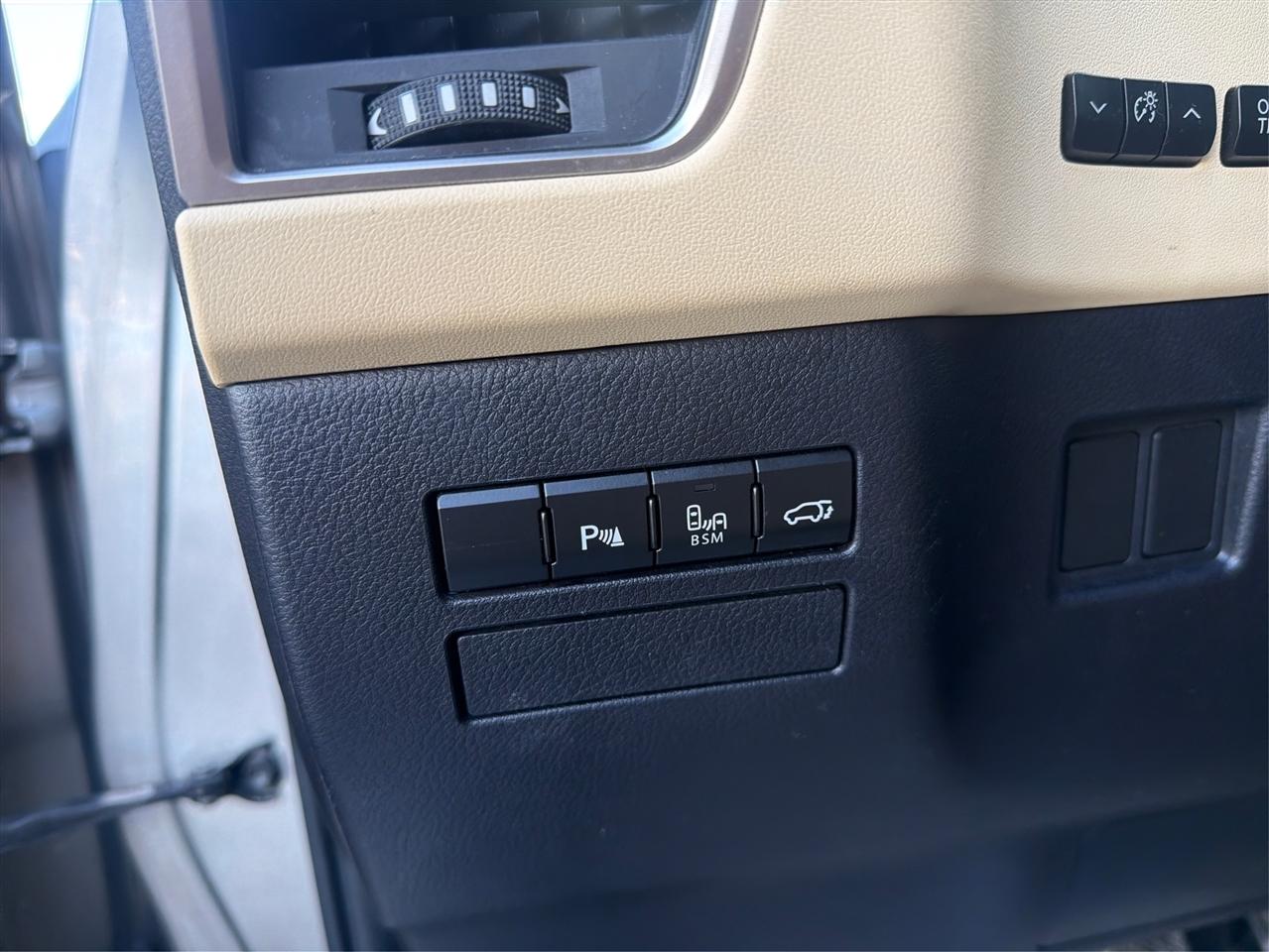 Lexus NX 200t FWD 2015