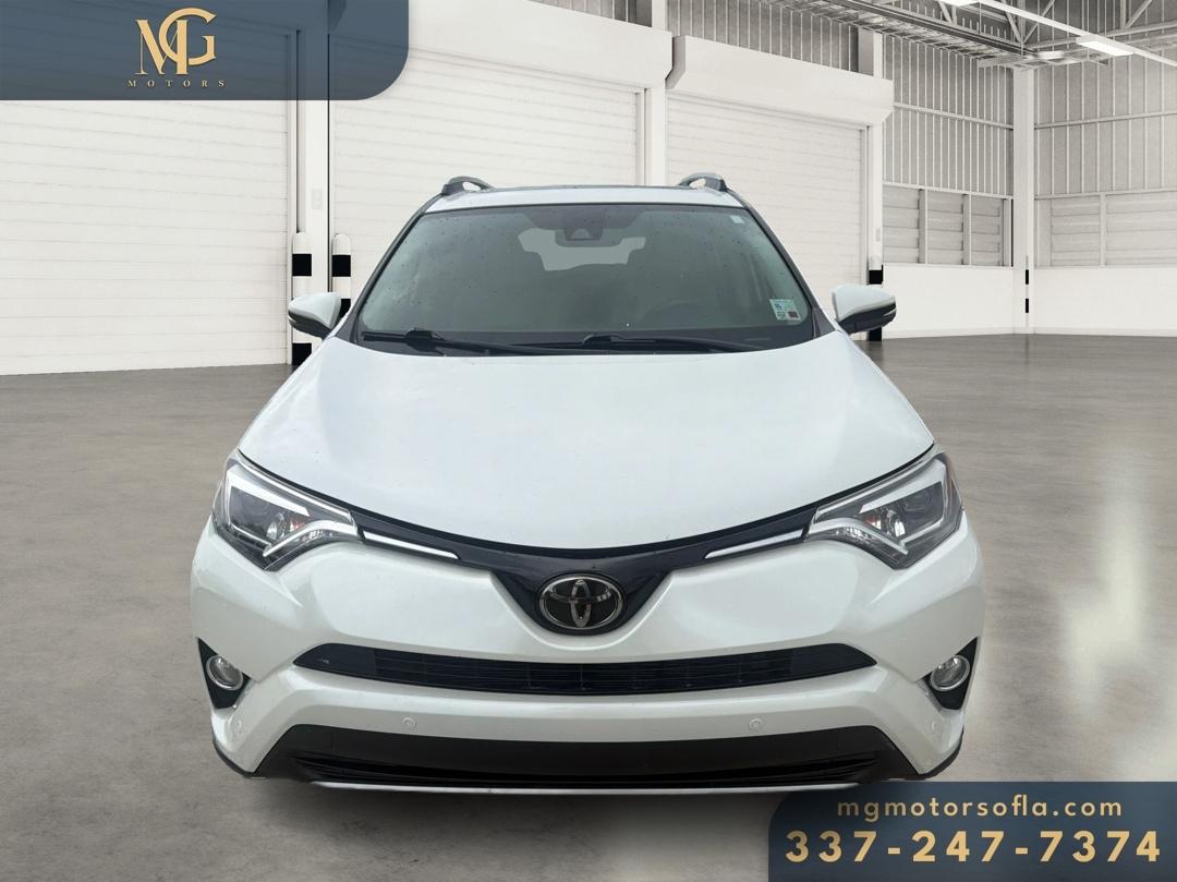 Toyota RAV4 Limited FWD 2017