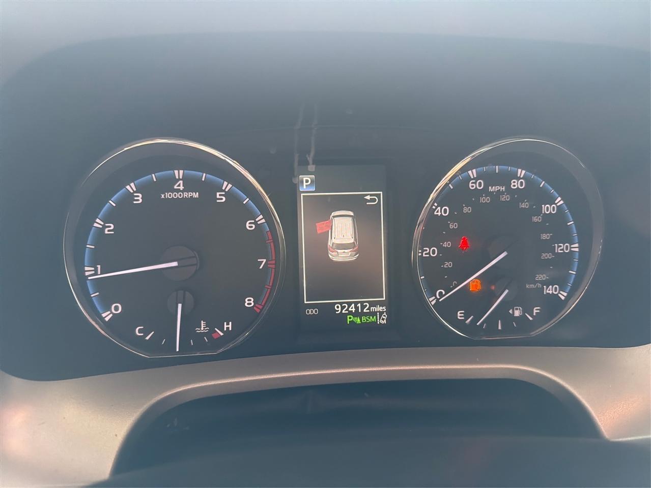 Toyota RAV4 Limited FWD 2017