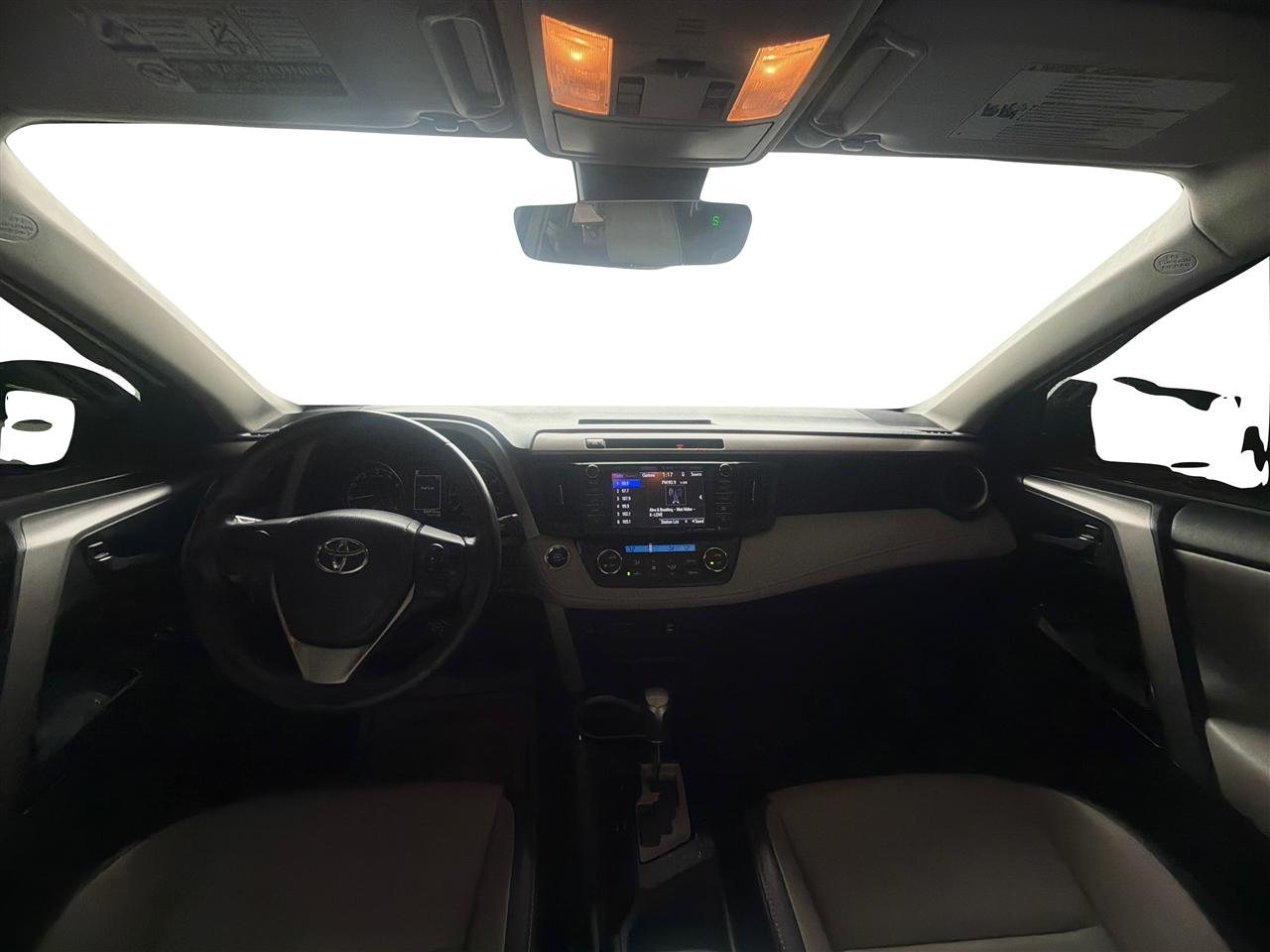 Toyota RAV4 Limited FWD 2017