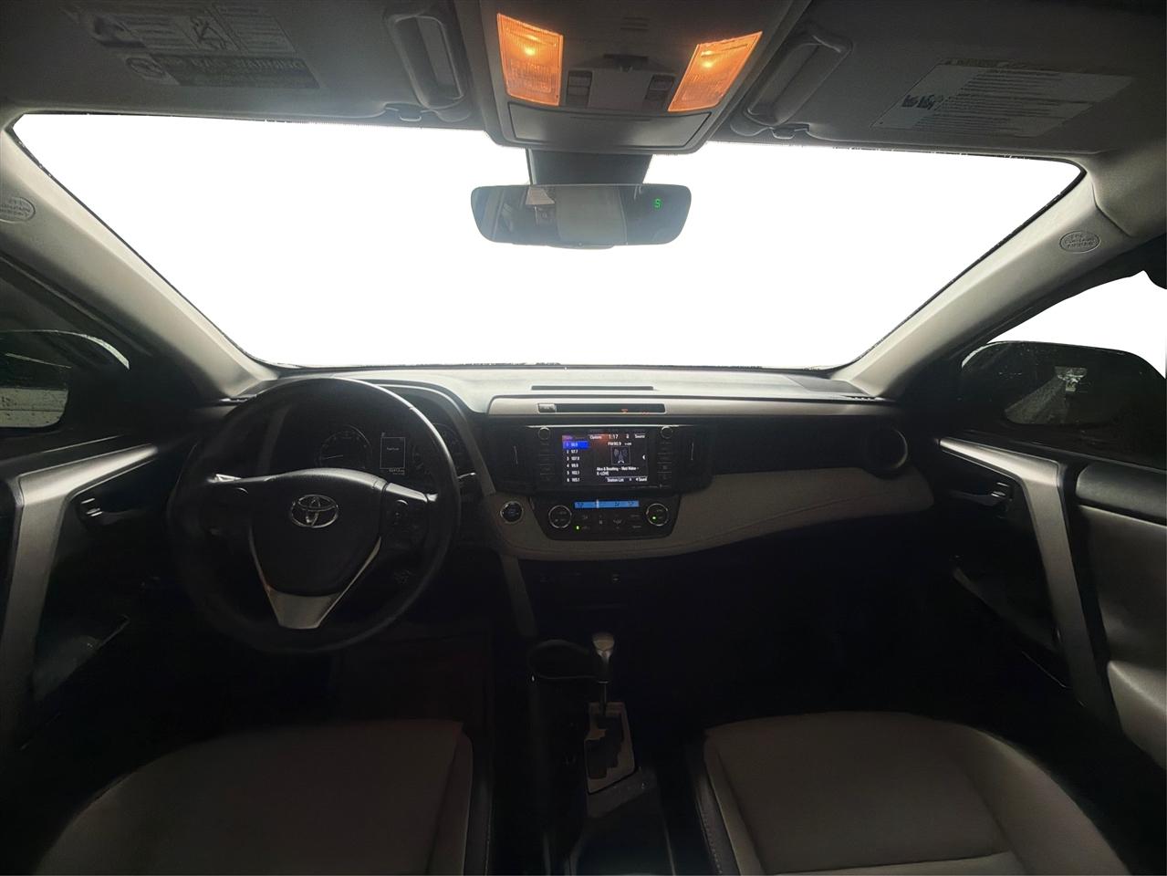 Toyota RAV4 Limited FWD 2017