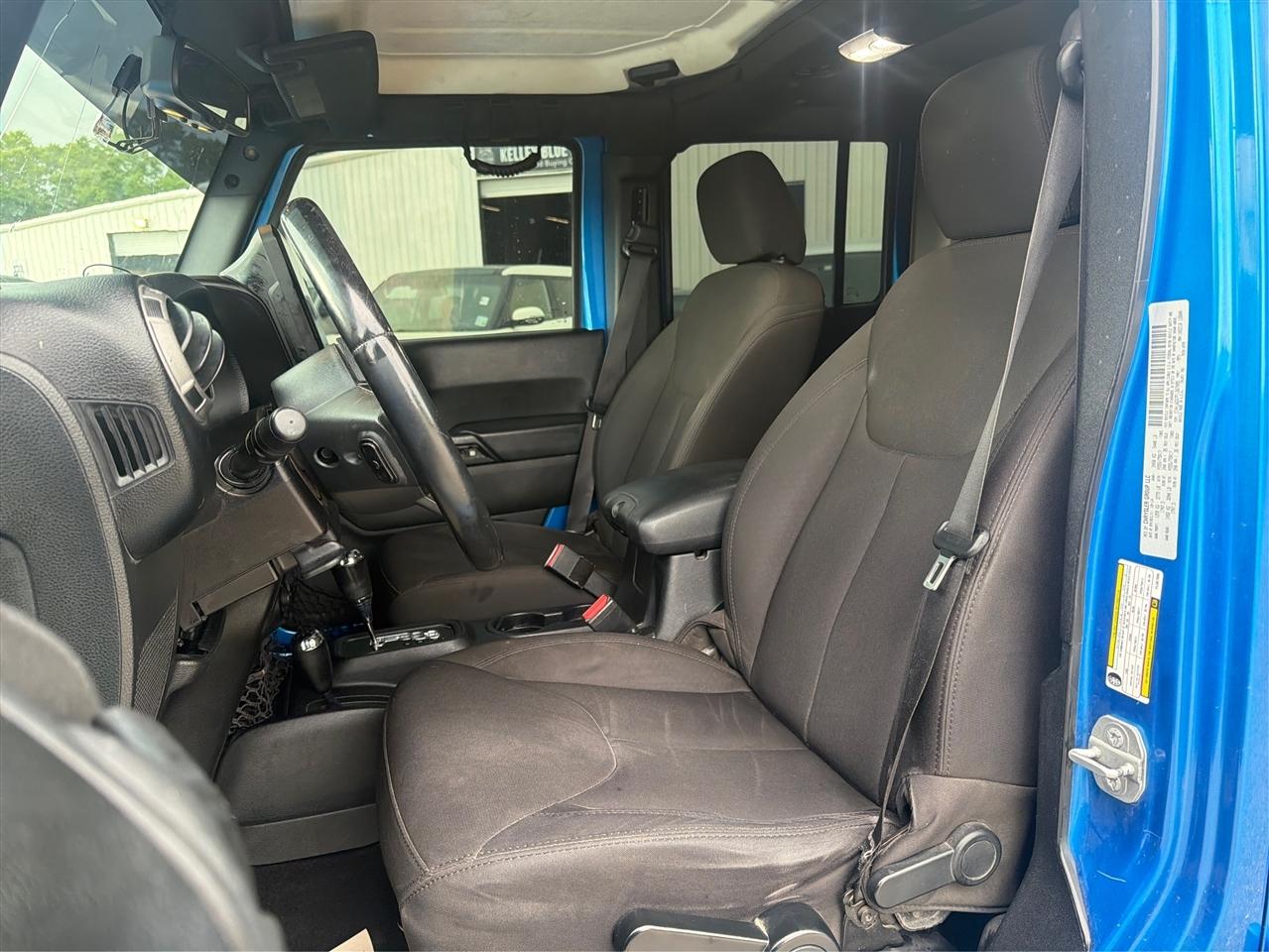 Jeep Wrangler Unlimited Sport 4WD 2015