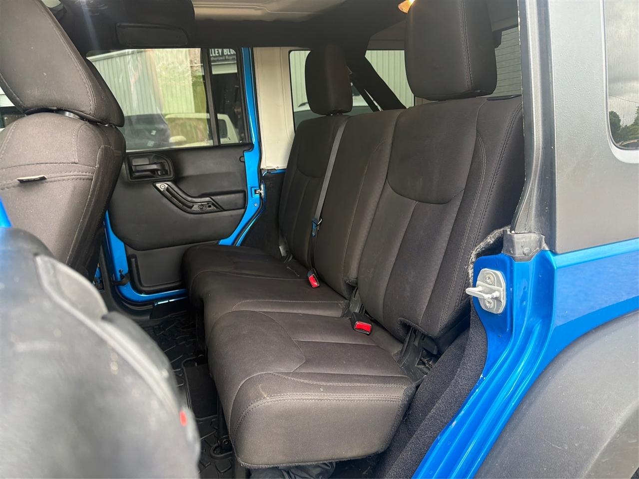 Jeep Wrangler Unlimited Sport 4WD 2015