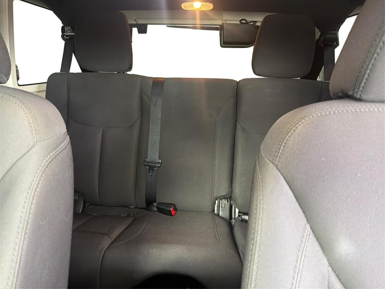 Jeep Wrangler Unlimited Sport 4WD 2015