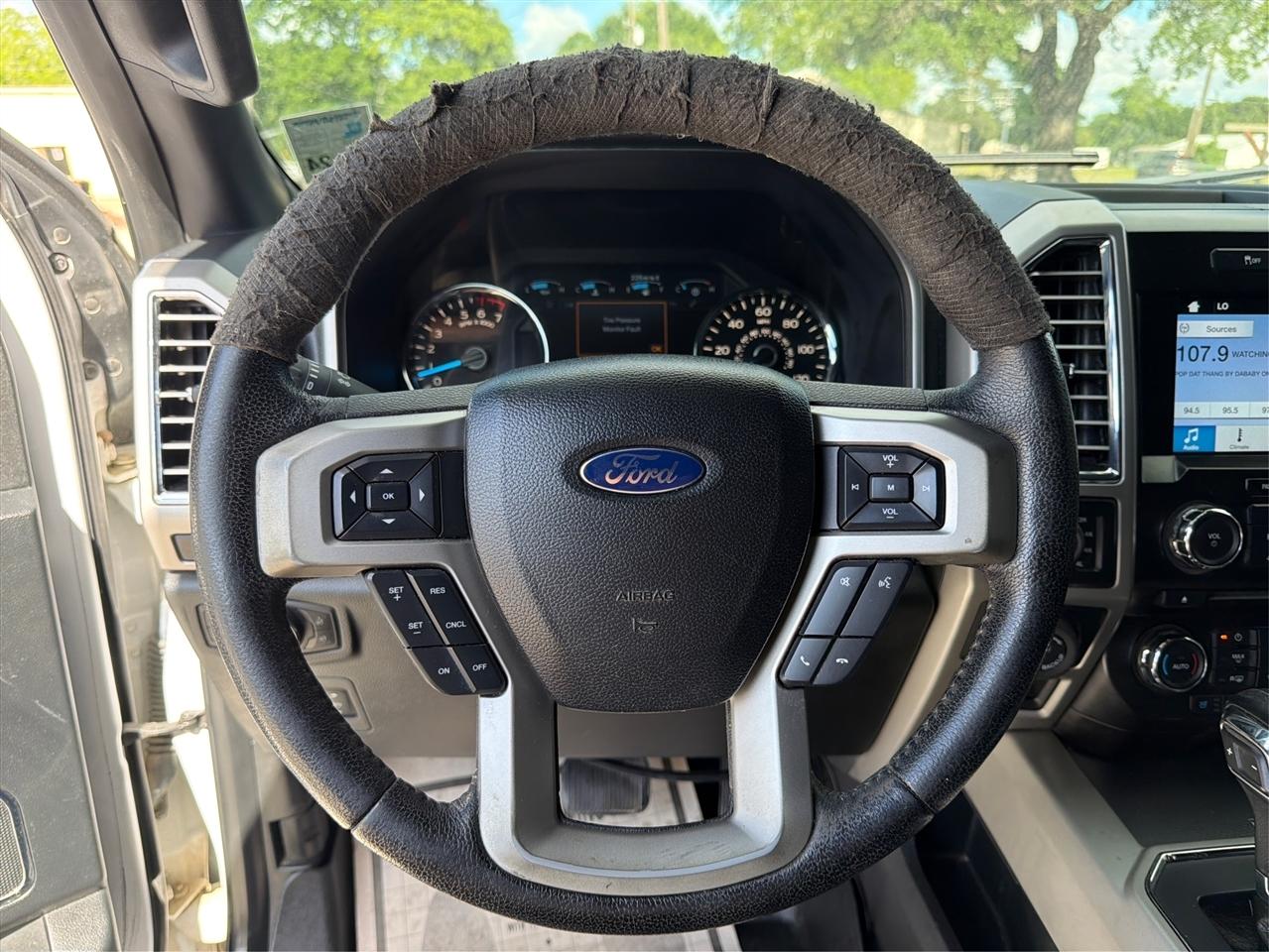 Ford F-150 Lariat SuperCrew 5.5-ft. Bed 4WD 2016