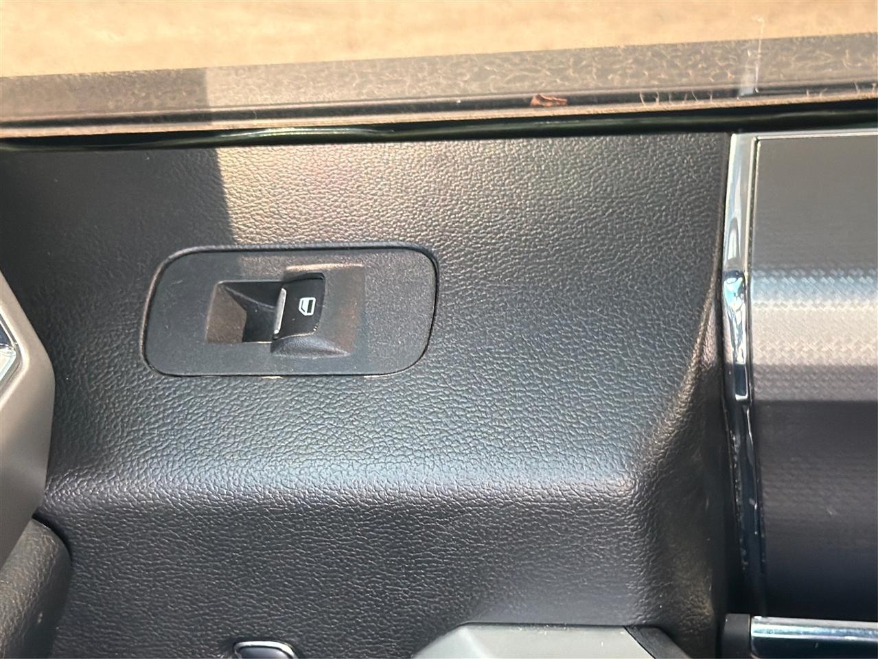 Ford F-150 Lariat SuperCrew 5.5-ft. Bed 4WD 2016