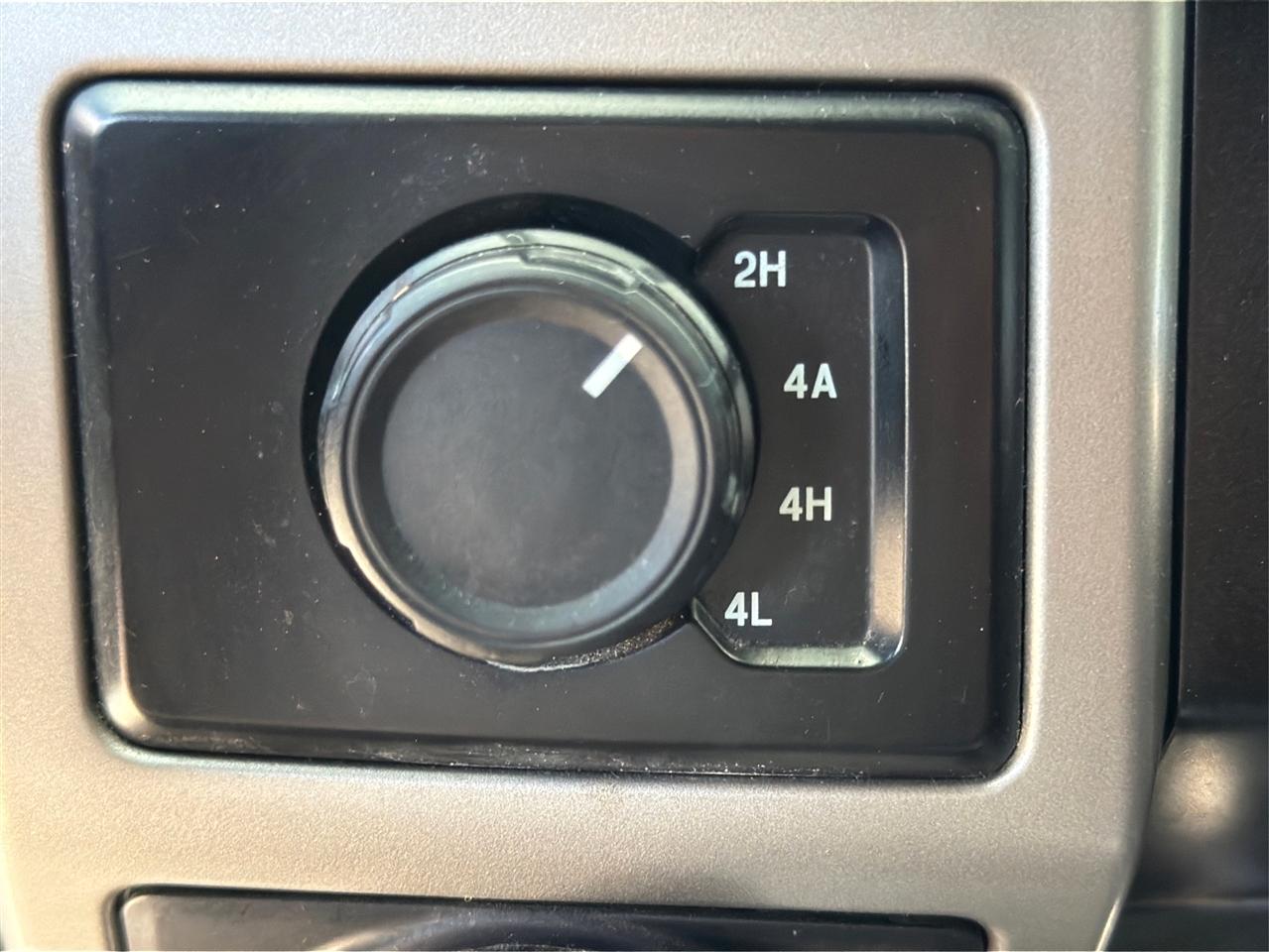 Ford F-150 Lariat SuperCrew 5.5-ft. Bed 4WD 2016