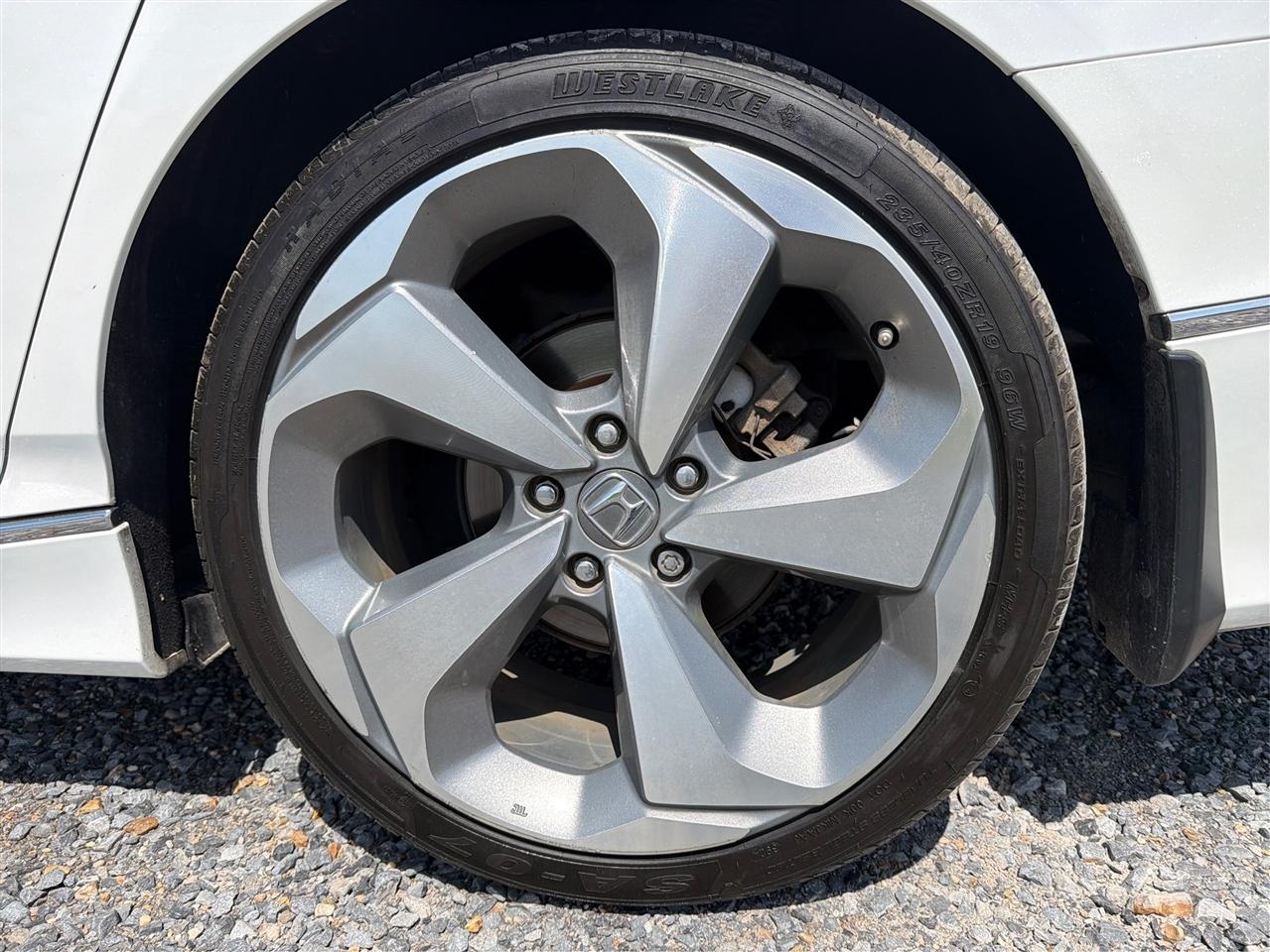 Honda Accord Touring 2018