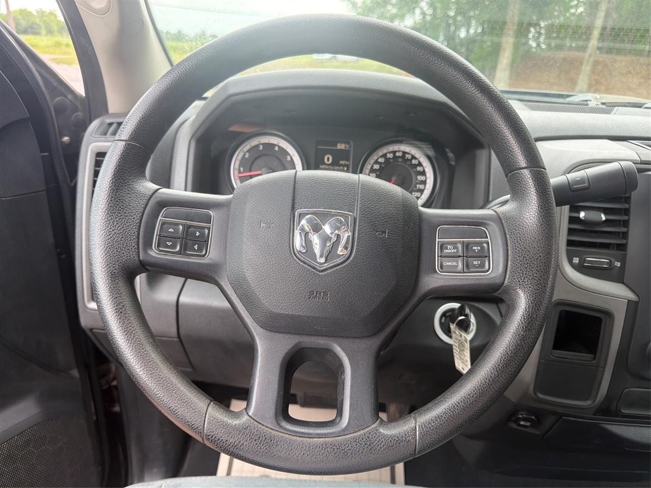 RAM 1500 Tradesman Quad Cab 2WD 2014
