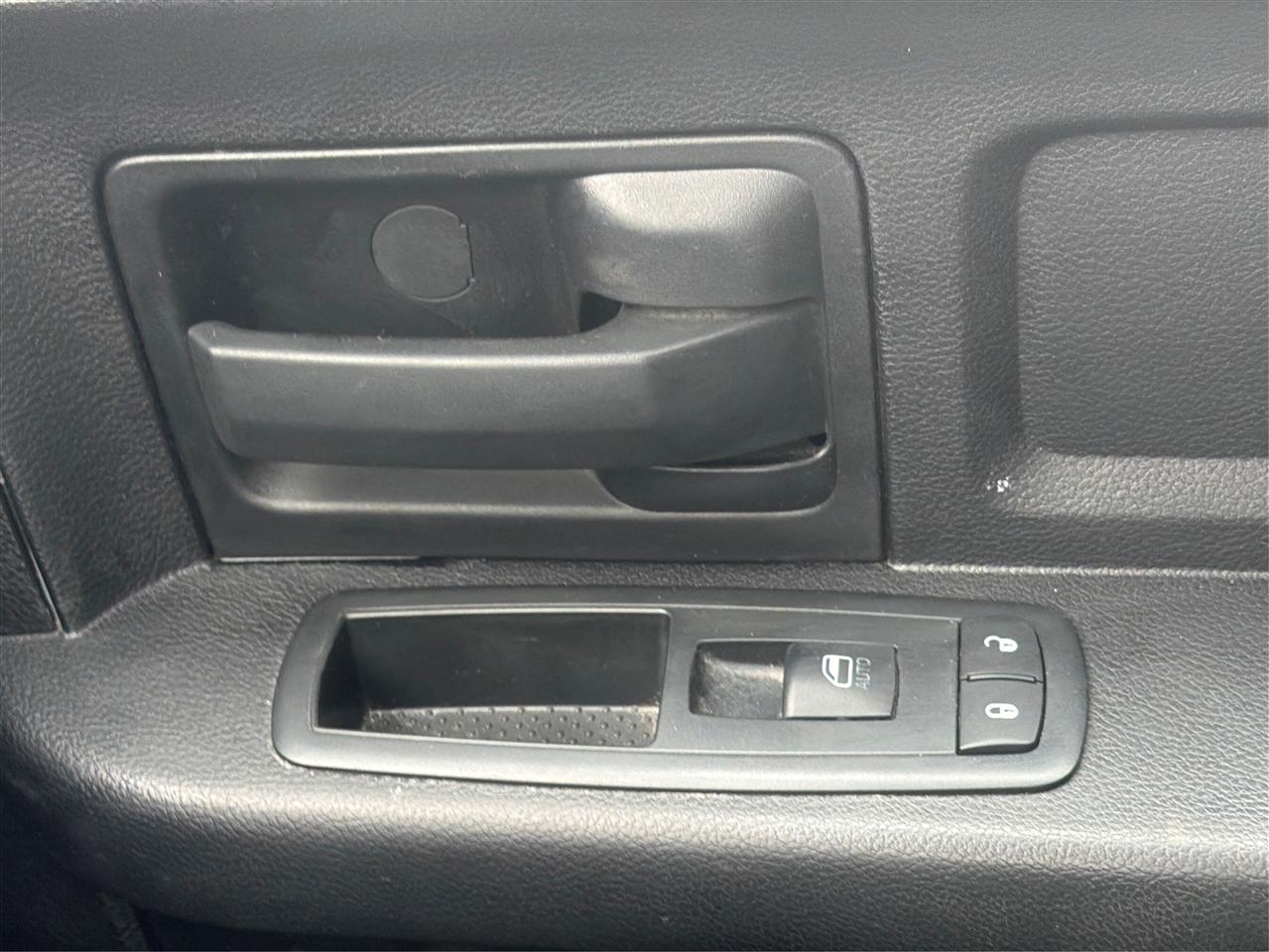 RAM 1500 Tradesman Quad Cab 2WD 2014